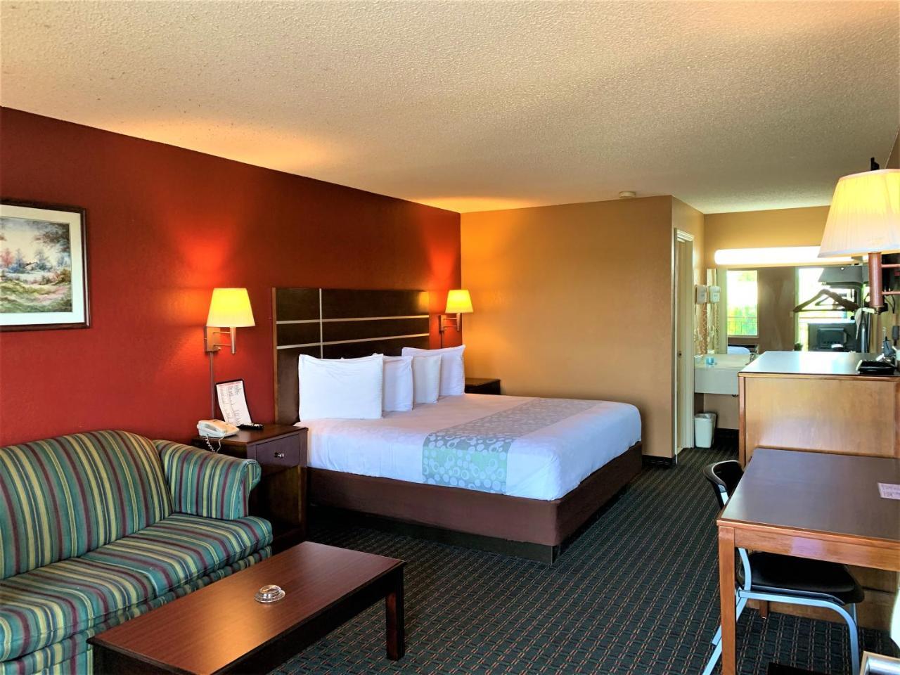 Star Plus Inn & Suites Selmer Exterior foto